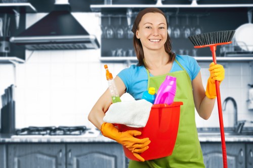 Shopfront and commercial window cleaning in Highbury
