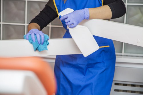 Flexible after-hours cleaning for workplaces and communal properties in Highbury